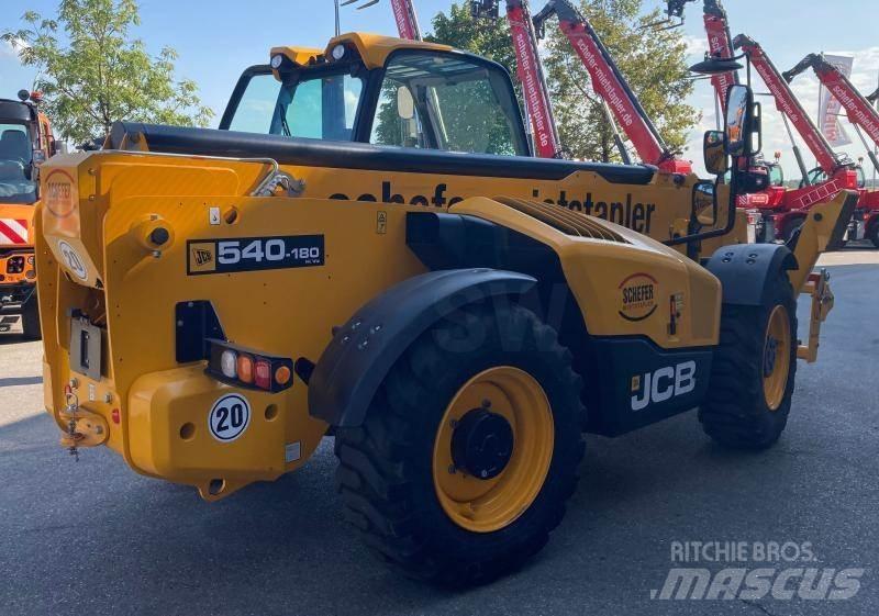 JCB 540-180 伸縮臂操作車