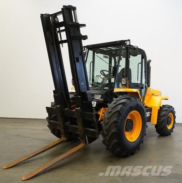 JCB 940-4 越野車
