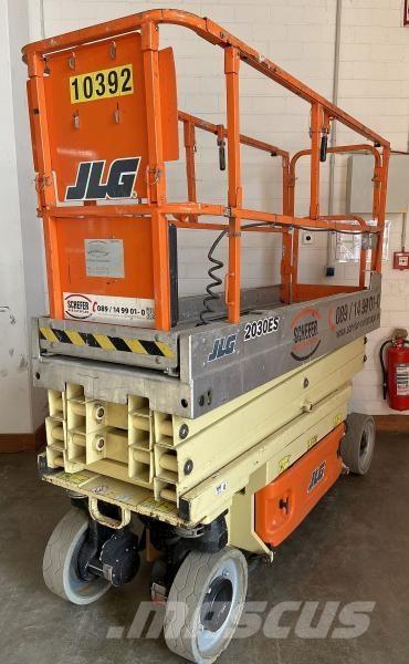 JLG 2030ES 曲臂高空作業車