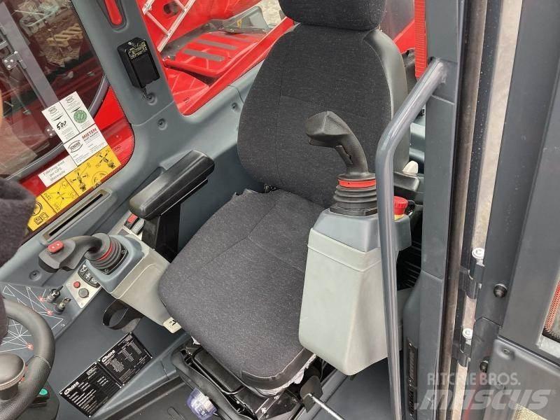 Magni RTH 5.21 伸縮臂操作車