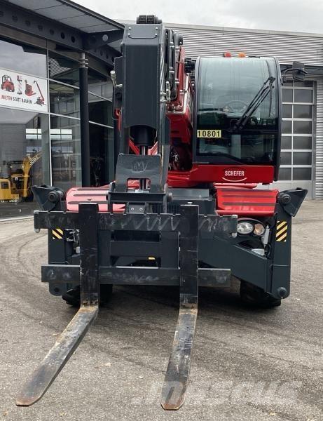 Magni RTH 5.21 伸縮臂操作車