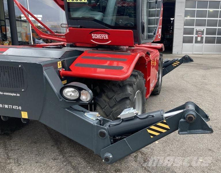 Magni RTH 5.21 伸縮臂操作車