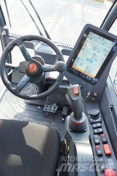 Magni RTH 6.26 伸縮臂操作車
