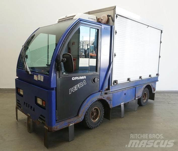 Pefra 615 牽引車