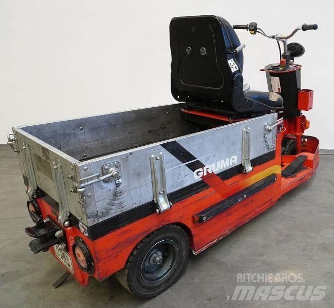 Pefra EFW508 牽引車