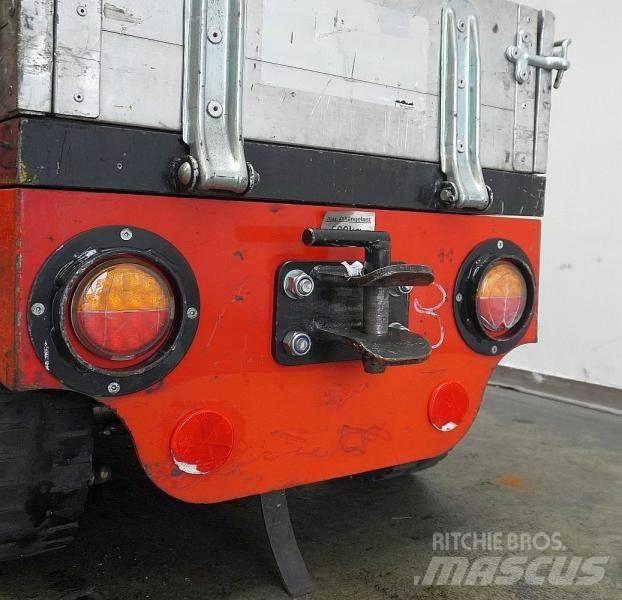 Pefra EFW508 牽引車