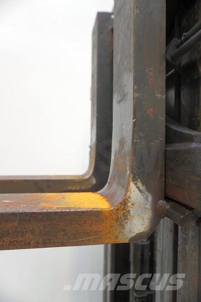 Still RX60-45 電動堆高機