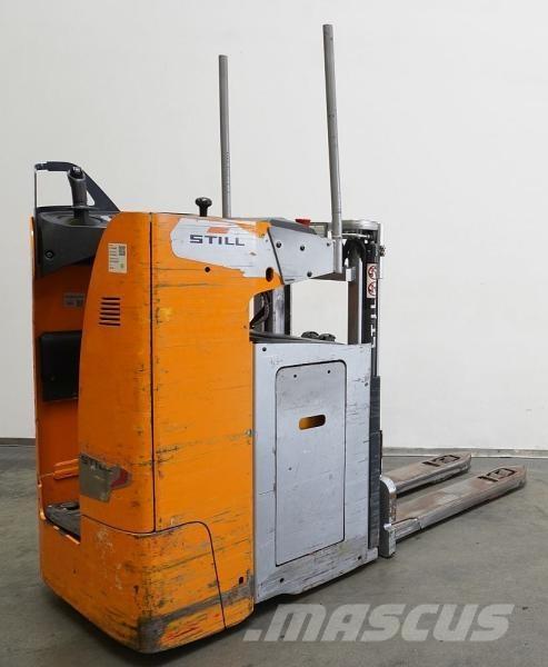 Still SXD20 自走式堆積機