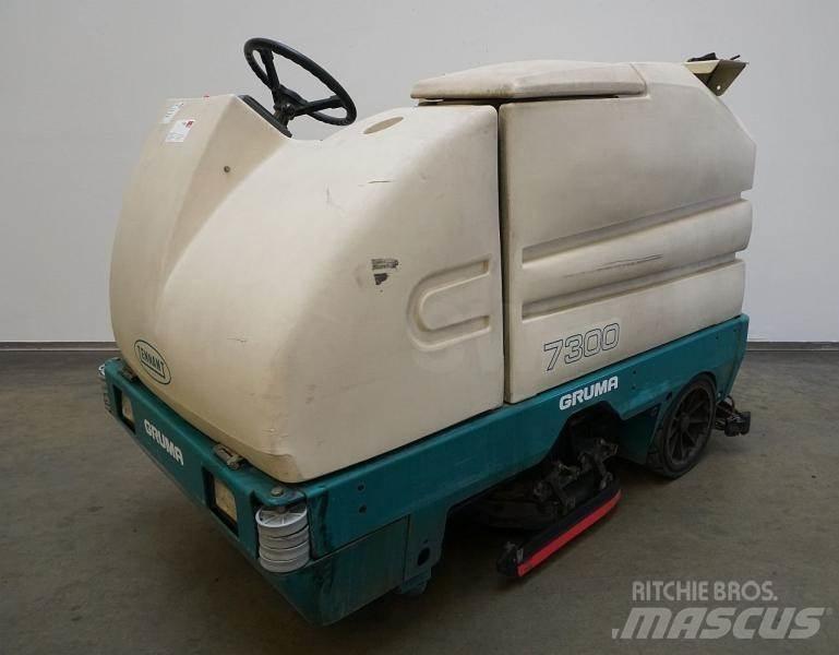 Tennant 7300 組合式掃洗地機