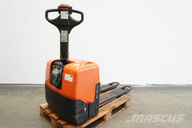 Toyota LWE130 低架升降機