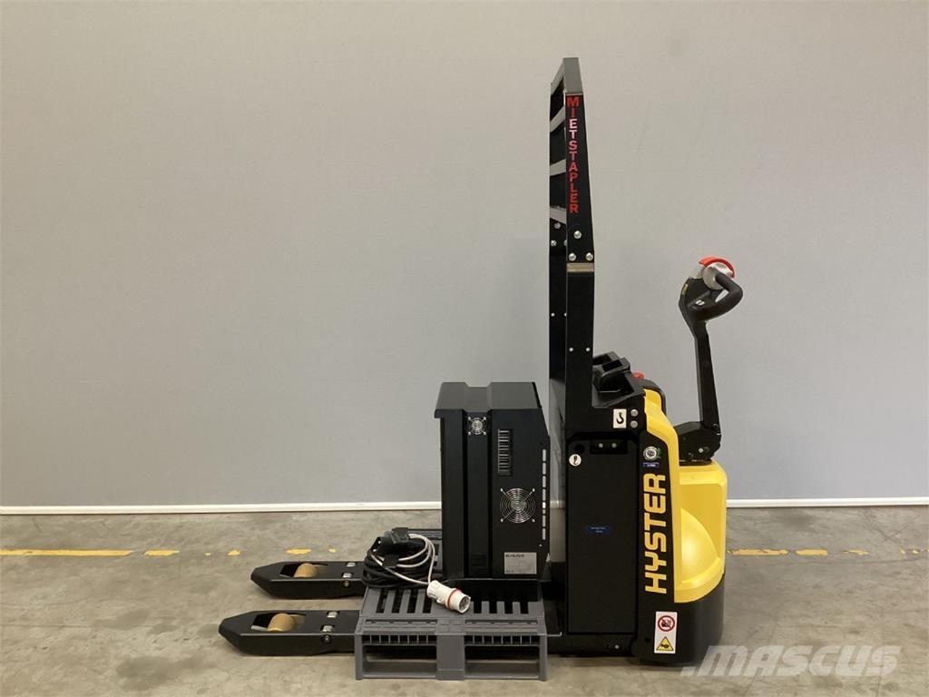 Hyster P2.0 行走控制式堆積機