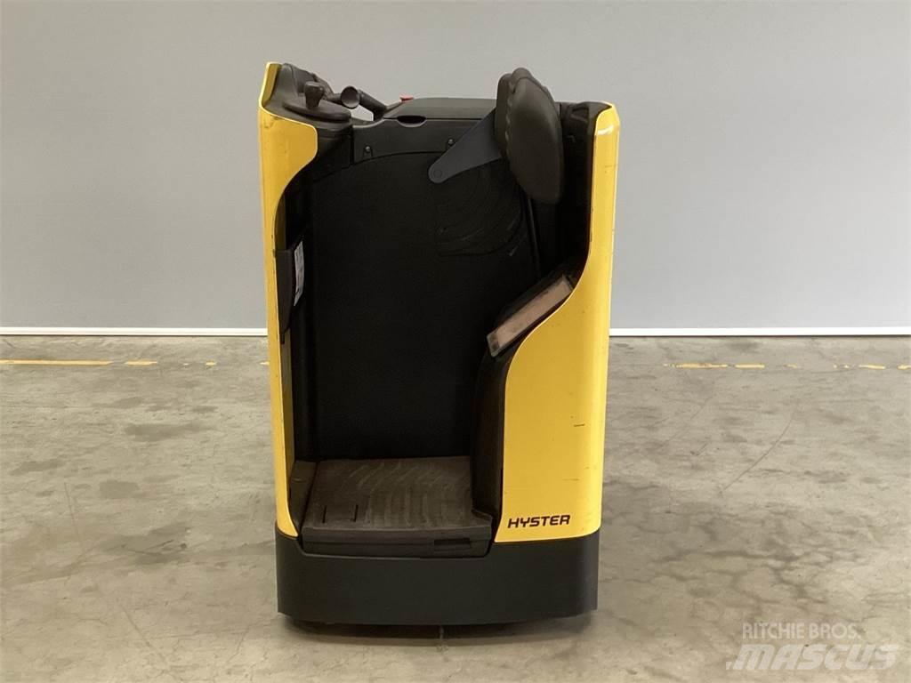 Hyster RP2.0N 自走式堆積機