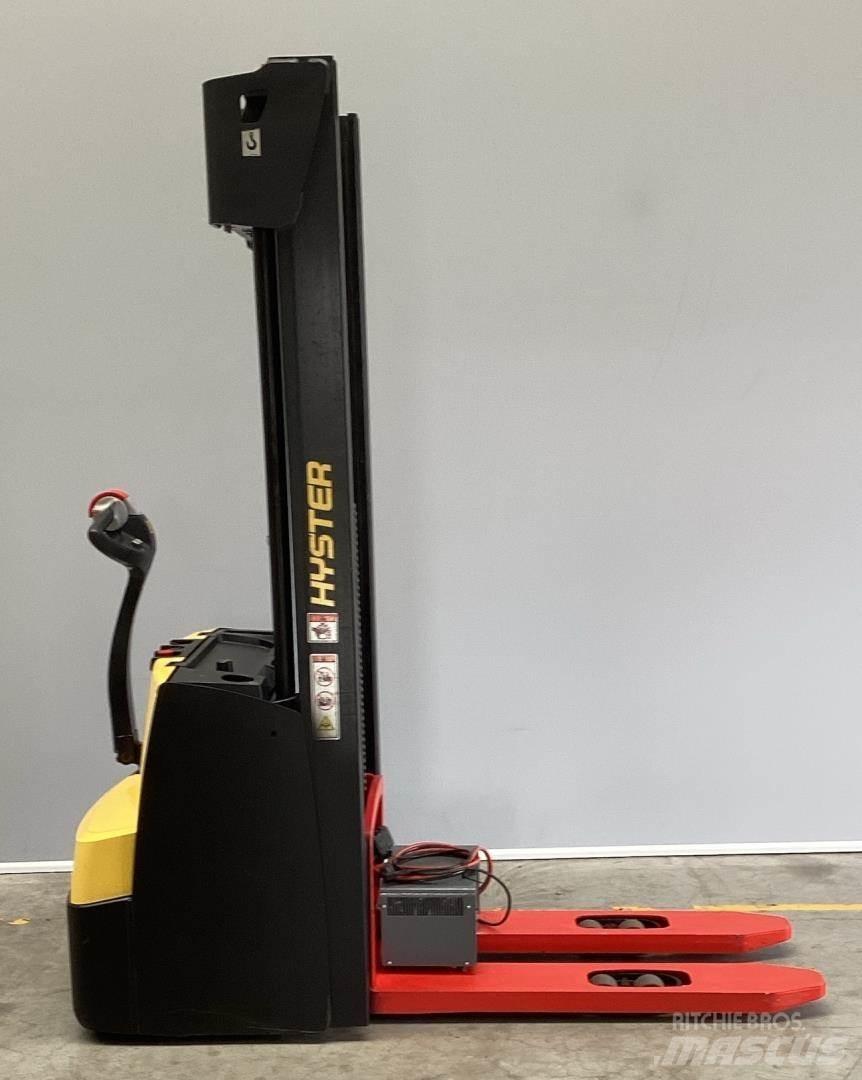 Hyster S1.4 行走控制式堆積機