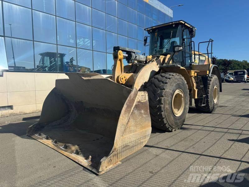 CAT 966M 輪胎式裝載機