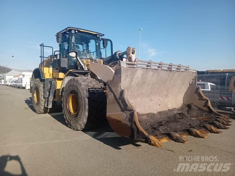 CAT 972K 輪胎式裝載機