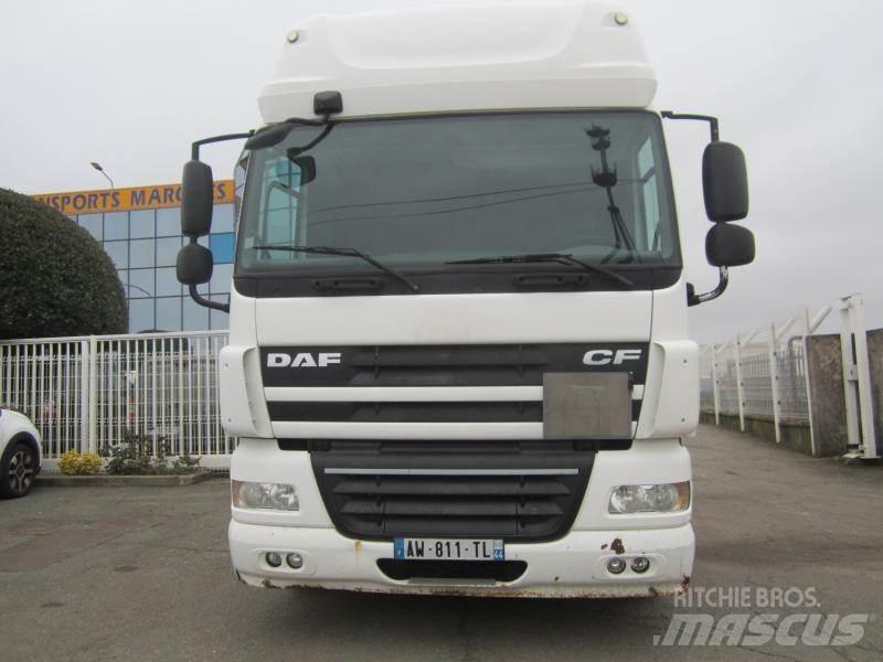 DAF CF85 410 曳引機組件