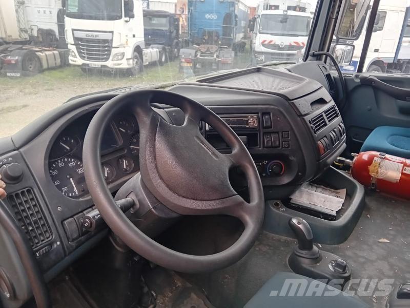 DAF XF 480 貨箱式卡車