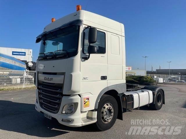 DAF XF105 曳引機組件