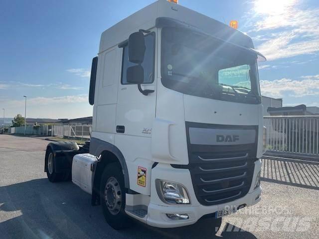 DAF XF105 曳引機組件