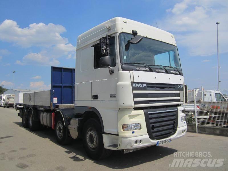 DAF XF105 460 平板式/側卸式卡車