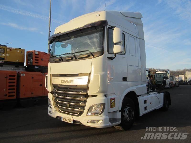 DAF XF105 460 曳引機組件