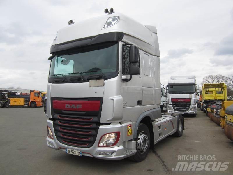 DAF XF105 510 曳引機組件