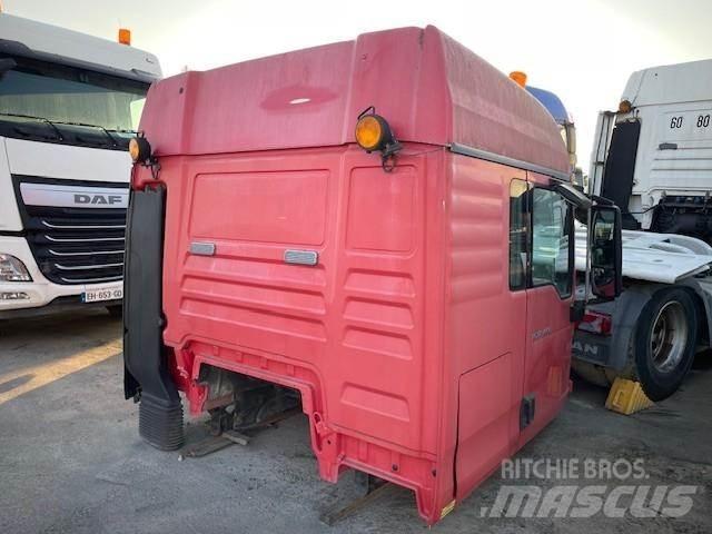 MAN TGX 駕駛室與內部