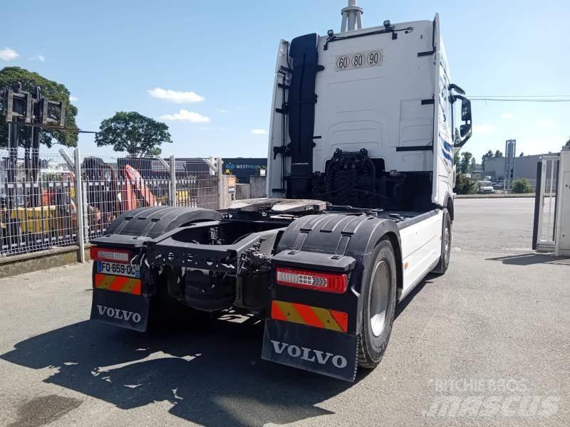 Volvo FH 500 曳引機組件