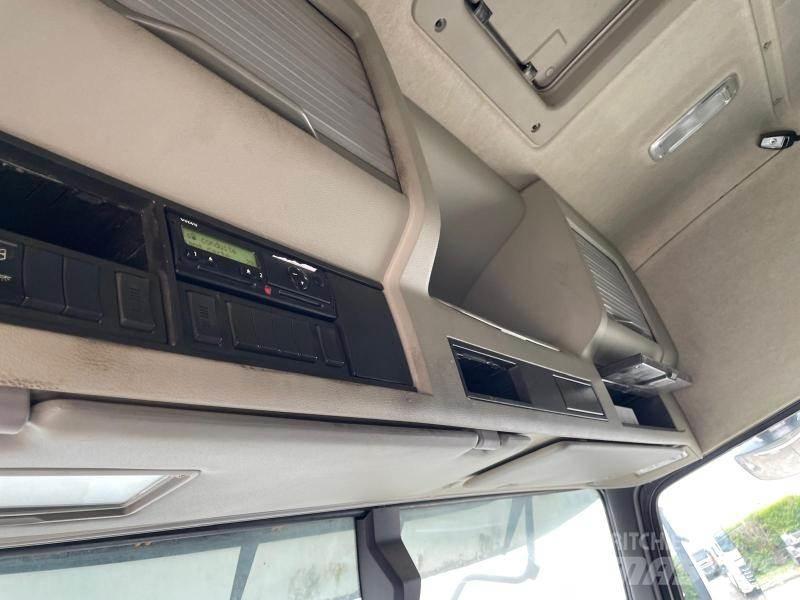 Volvo FMX 460 曳引機組件