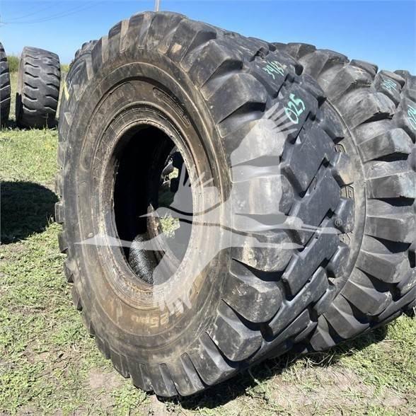 Maxim 20.5X25 輪胎、車輪和輪圈