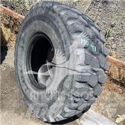 Titan 20.5R25 輪胎、車輪和輪圈