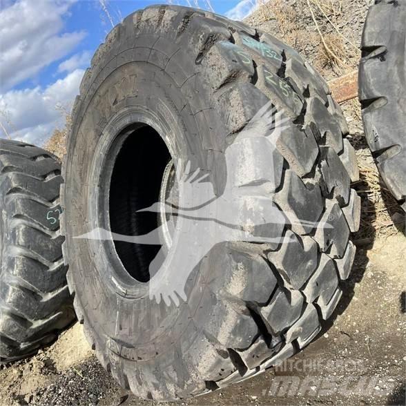 Titan 20.5R25 輪胎、車輪和輪圈