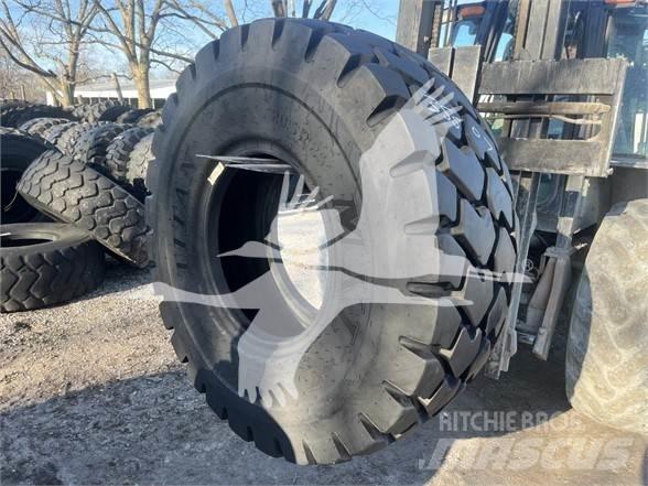 Titan 20.5R25 輪胎、車輪和輪圈