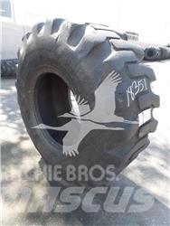 Titan 20.5x25 輪胎、車輪和輪圈