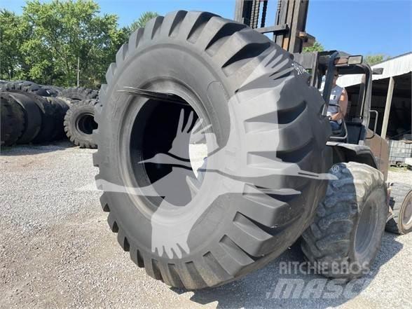 Titan 37.5X39 輪胎、車輪和輪圈