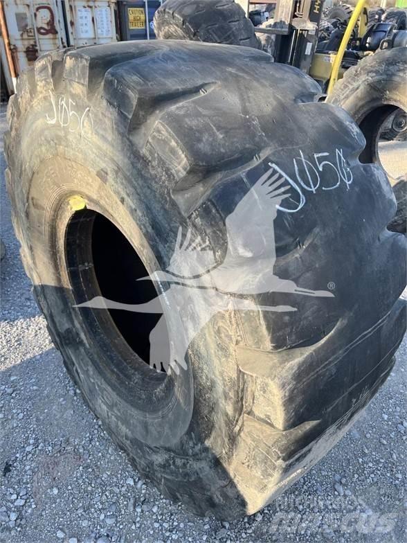 Toyo 23.5x25 輪胎、車輪和輪圈