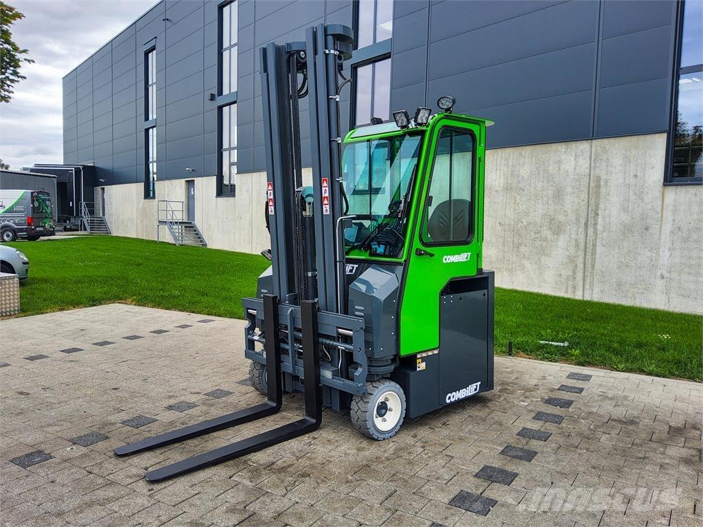 Combilift CBE 3000 四向前伸式堆高機(叉車)