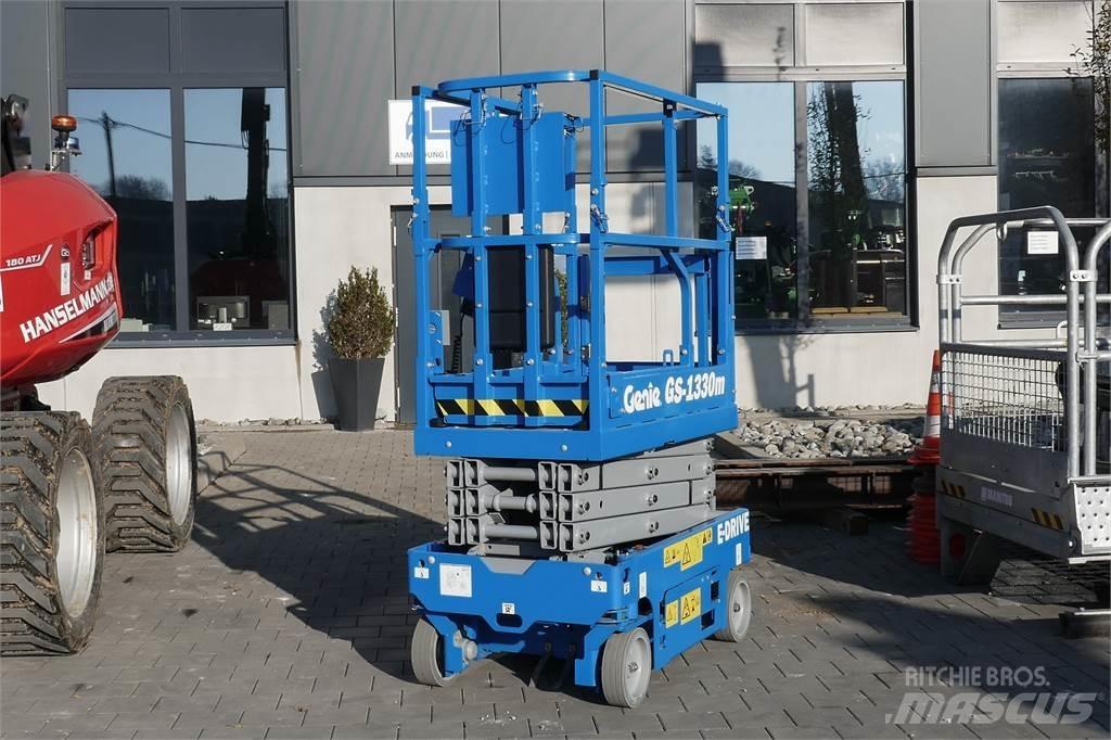 Genie GS 1330 剪式升降機