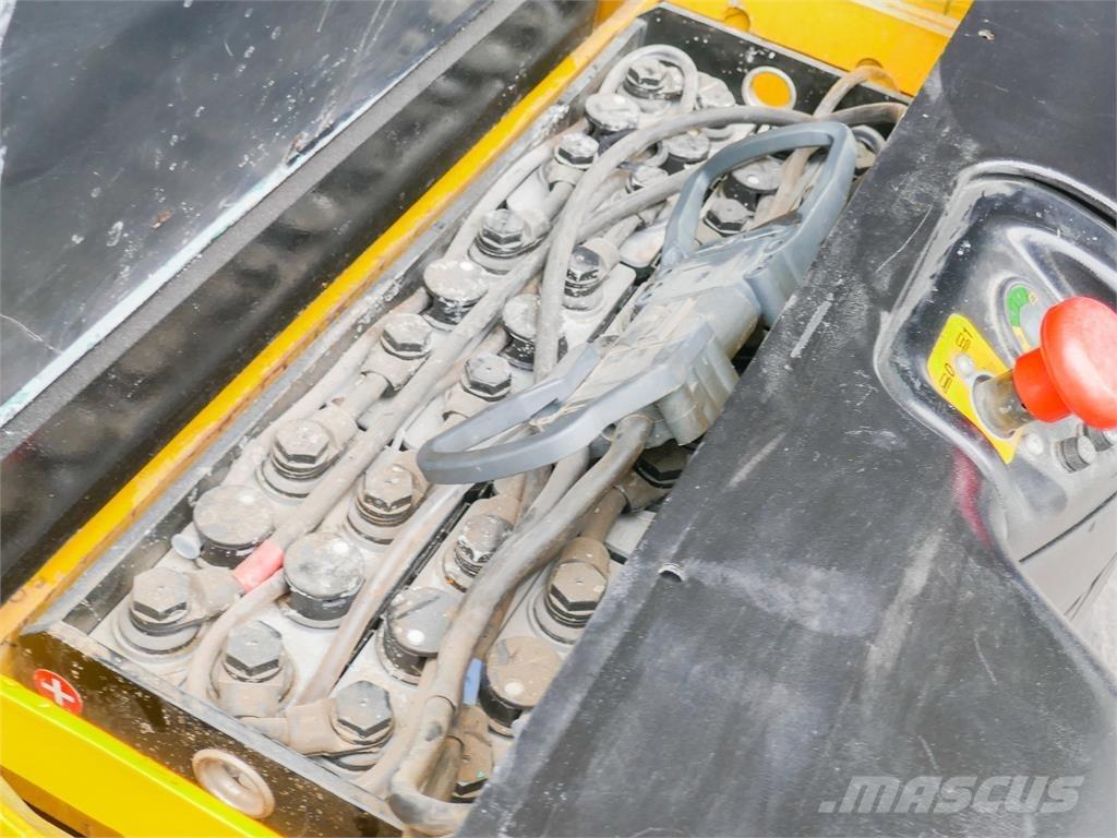 Hyster S 1.4-40 行走控制式堆積機