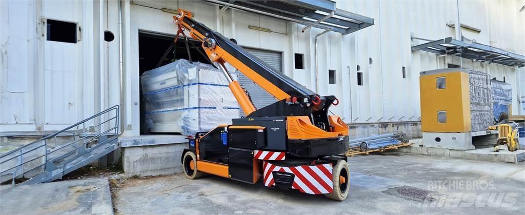 JMG MC 250S 伸縮臂操作車