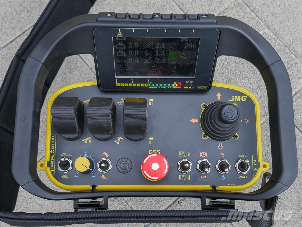 JMG MC 25S 伸縮臂操作車