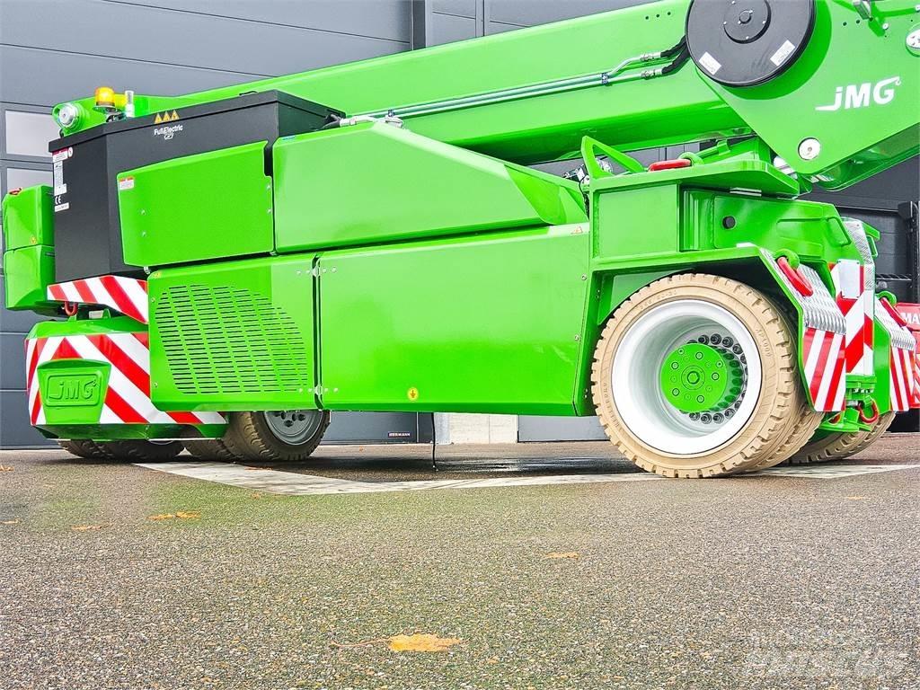 JMG MC 350S 伸縮臂操作車