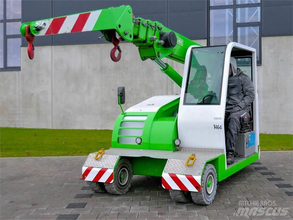 JMG MC 45 伸縮臂操作車