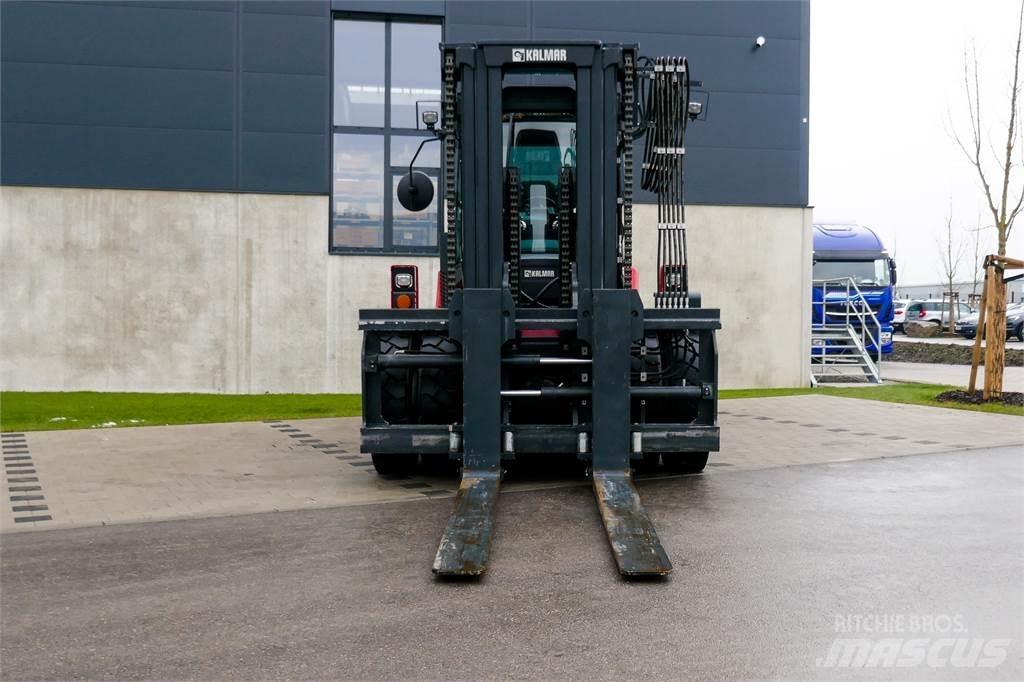 Kalmar DCG 160-12 柴油卡車