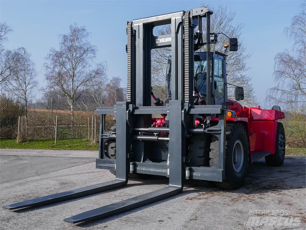 Kalmar DCG 330-12 柴油卡車