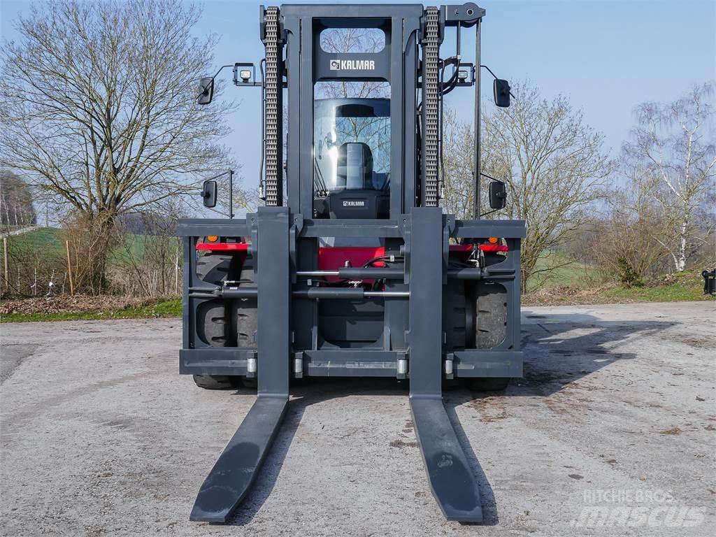 Kalmar DCG 330-12 柴油卡車