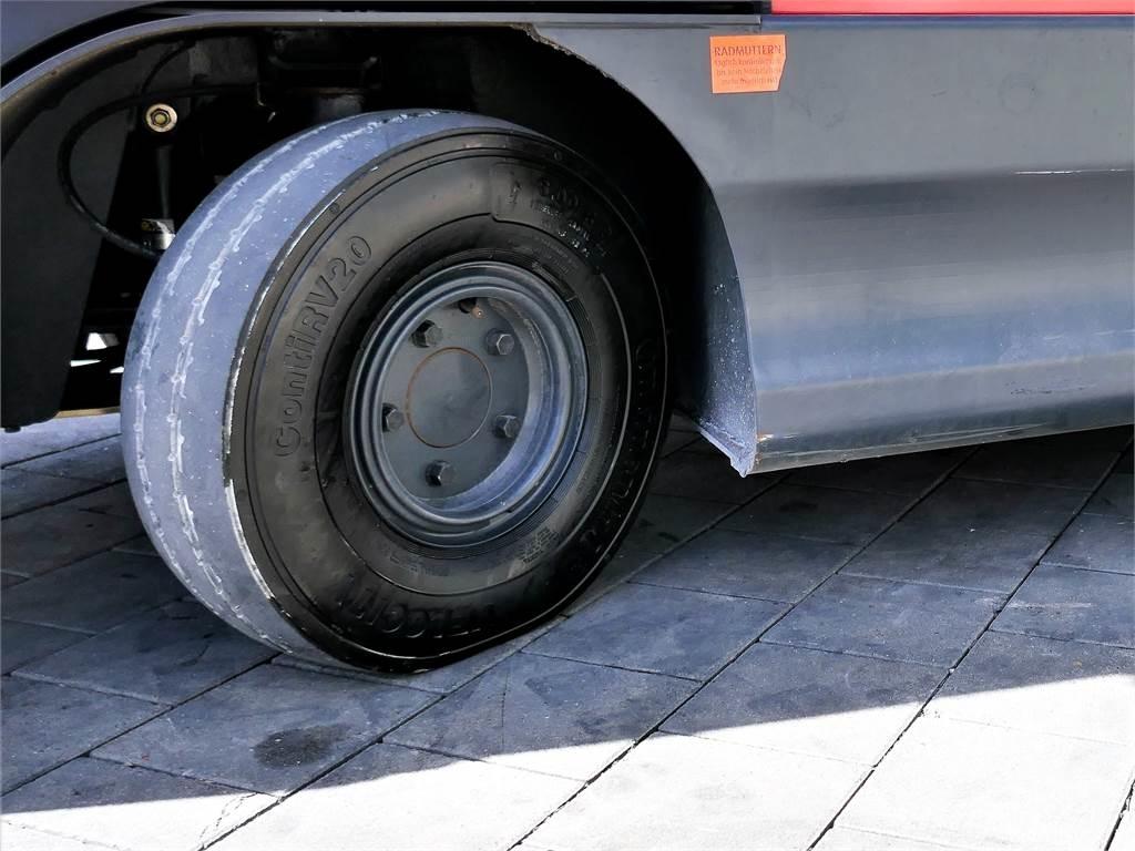 Linde P 250 牽引車