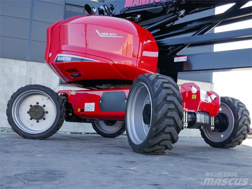 Manitou 160 ATJ 曲臂高空作業車