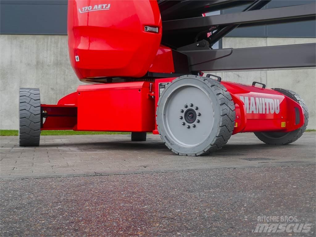 Manitou 170 AETJ 曲臂高空作業車