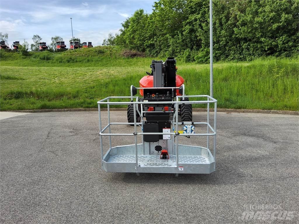 Manitou 180 ATJ 曲臂高空作業車